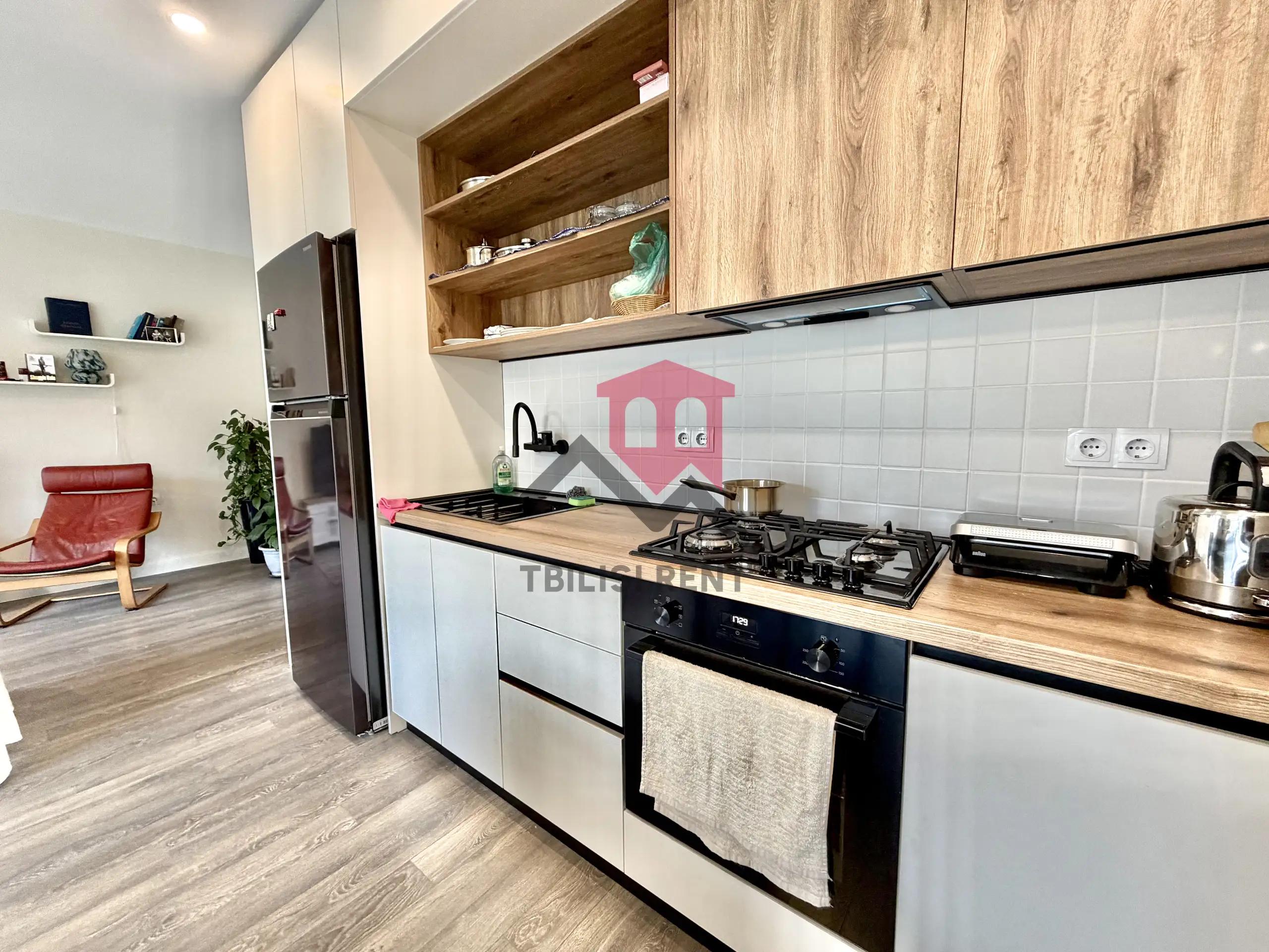 Spacious Apartment Near Lisi Lake photo 5 of 8