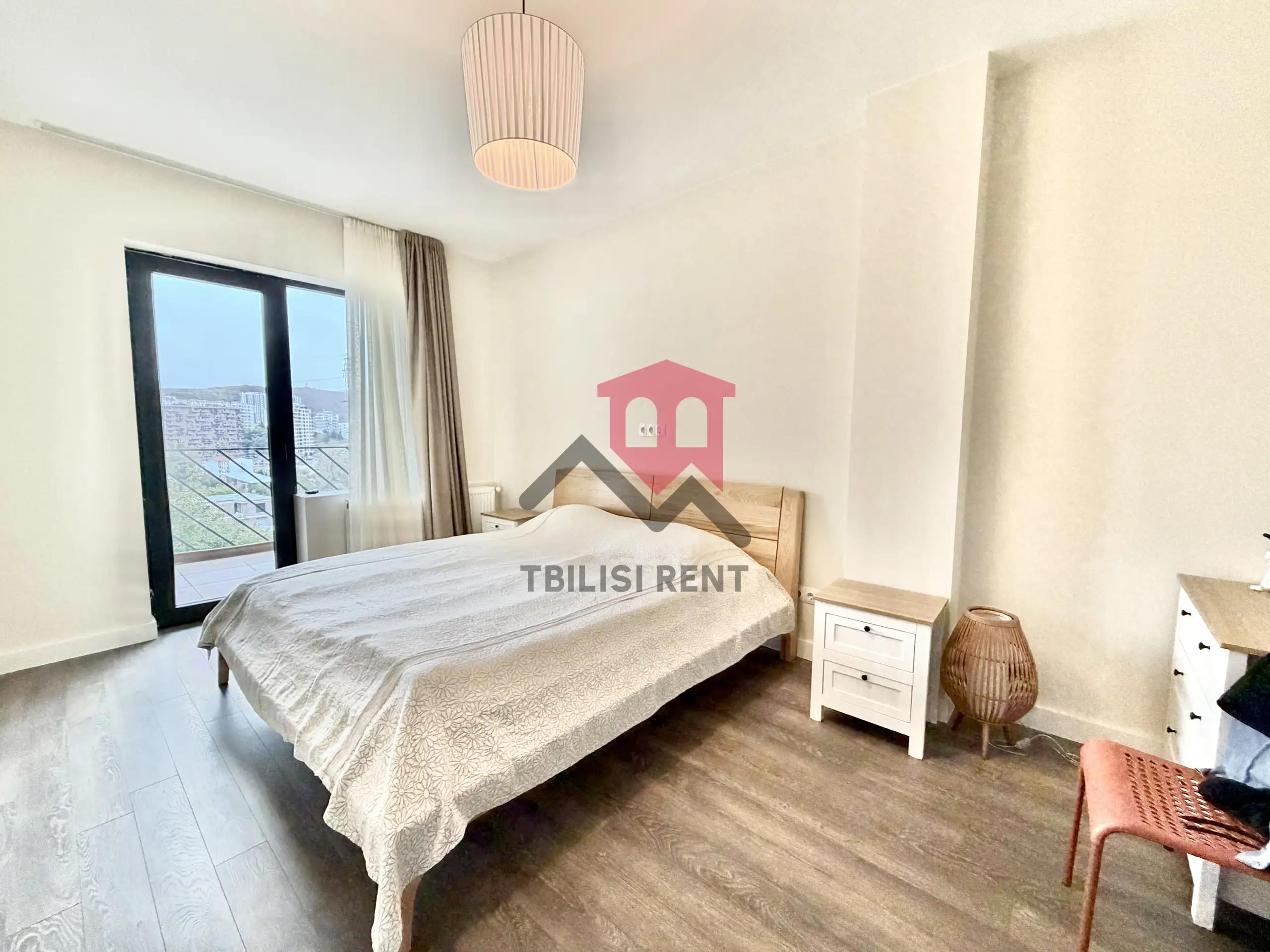 Spacious Apartment Near Lisi Lake photo 6 of 8