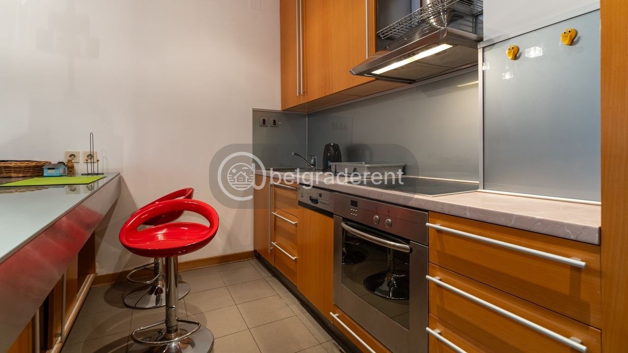One-Bedroom Apartment in Vračar photo 4 of 8