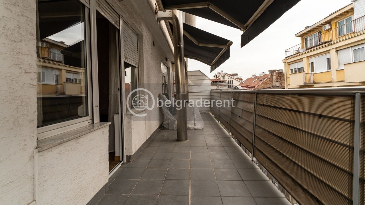 One-Bedroom Apartment in Vračar photo 5 of 8
