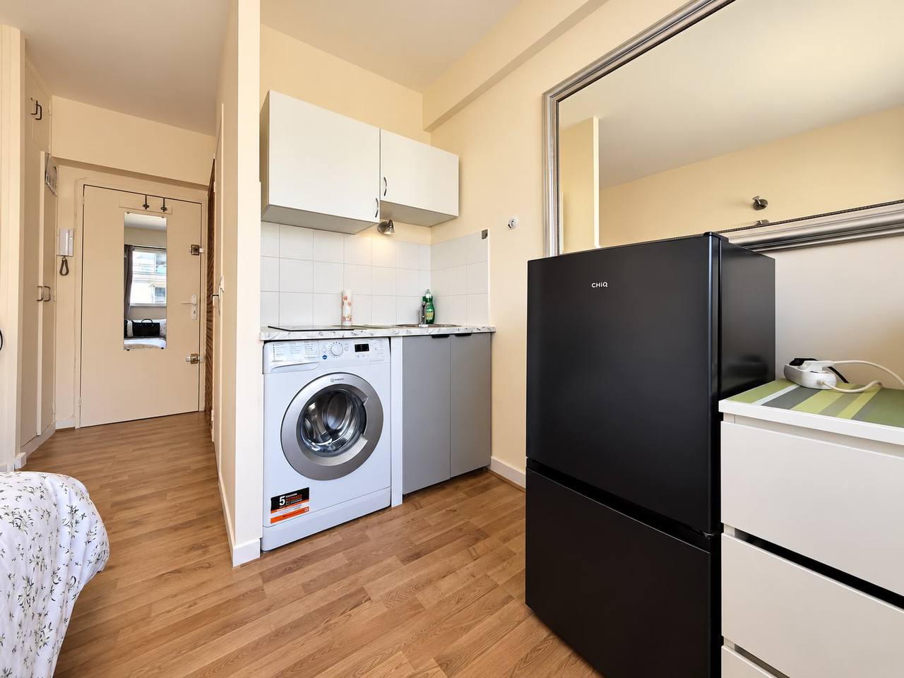 15 m² Studio in Paris 16th Arrondissement photo 2 of 6