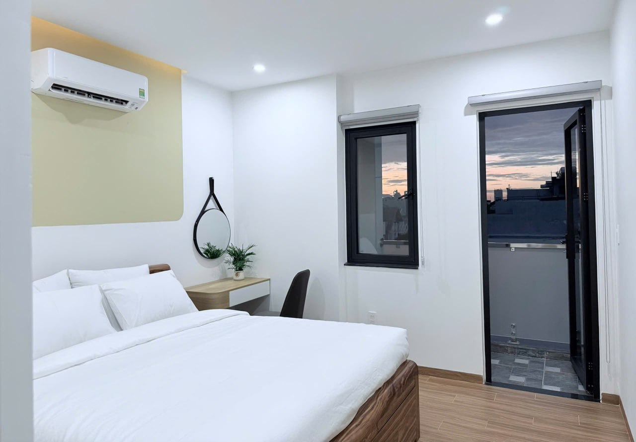 1-Bedroom Apartment with Swimming Pool in My An photo 2 of 8