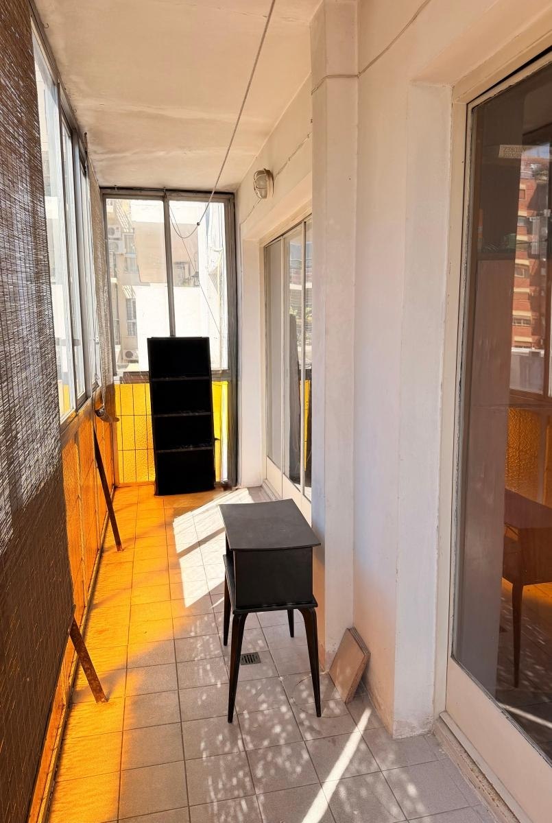 One-Bedroom Apartment with Balcony in Belgrano photo 7 of 8