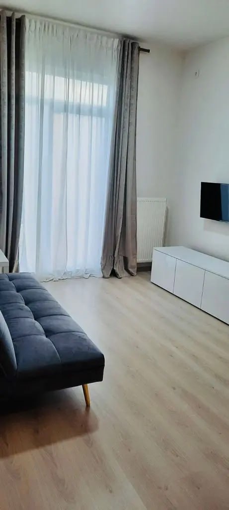 Furnished 2-Bedroom Apartment in Green Diamond photo 1 of 8