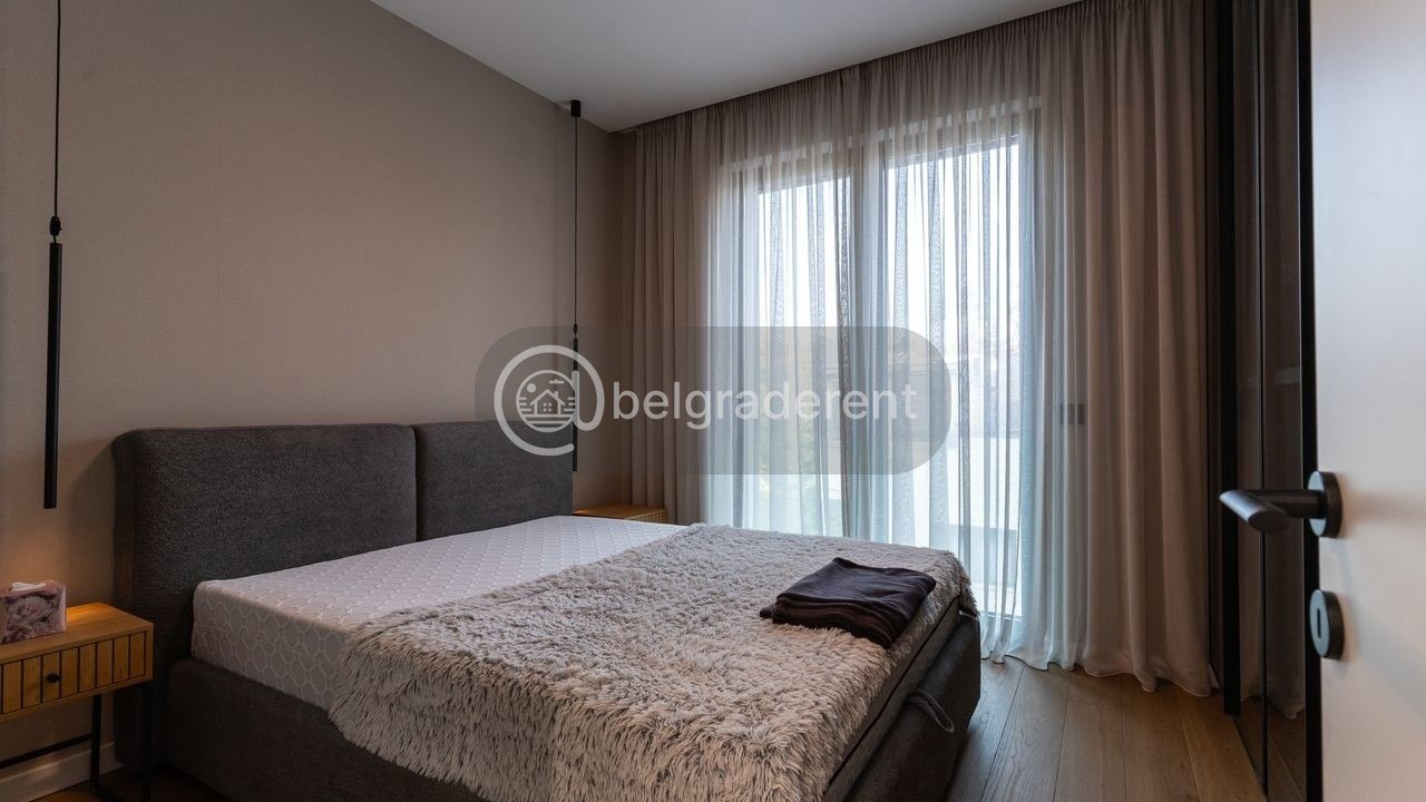 1-Bedroom Apartment in Dedinje photo 6 of 8