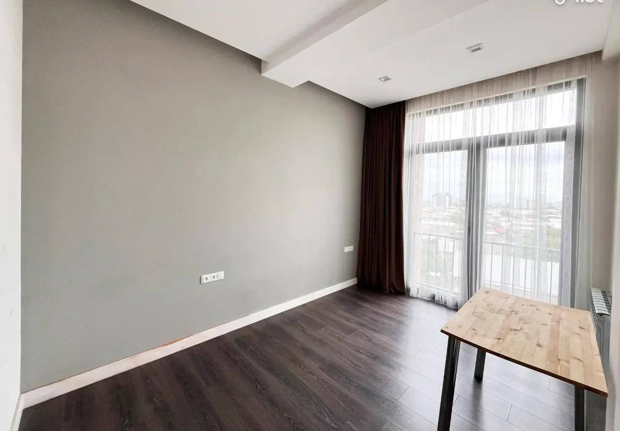 Three-Room Apartment in Davtashen photo 5 of 8