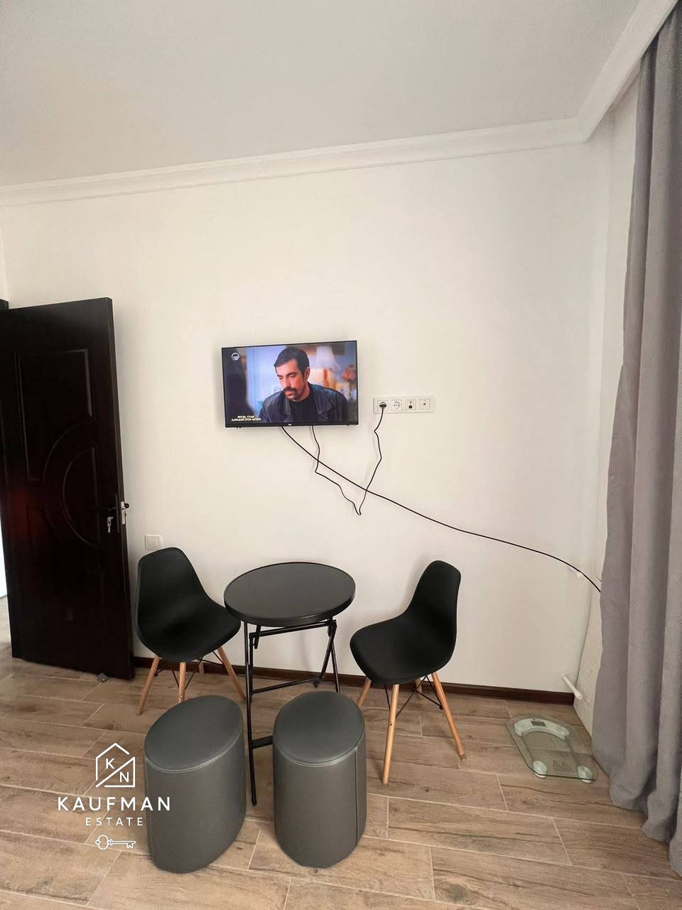 Однокомнатная квартира в аренду в Батуми photo 3 of 6
