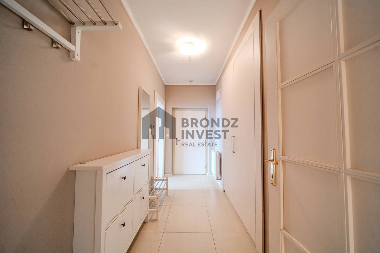 Furnished 1-Bedroom Apartment in Dejvice photo 7 of 8