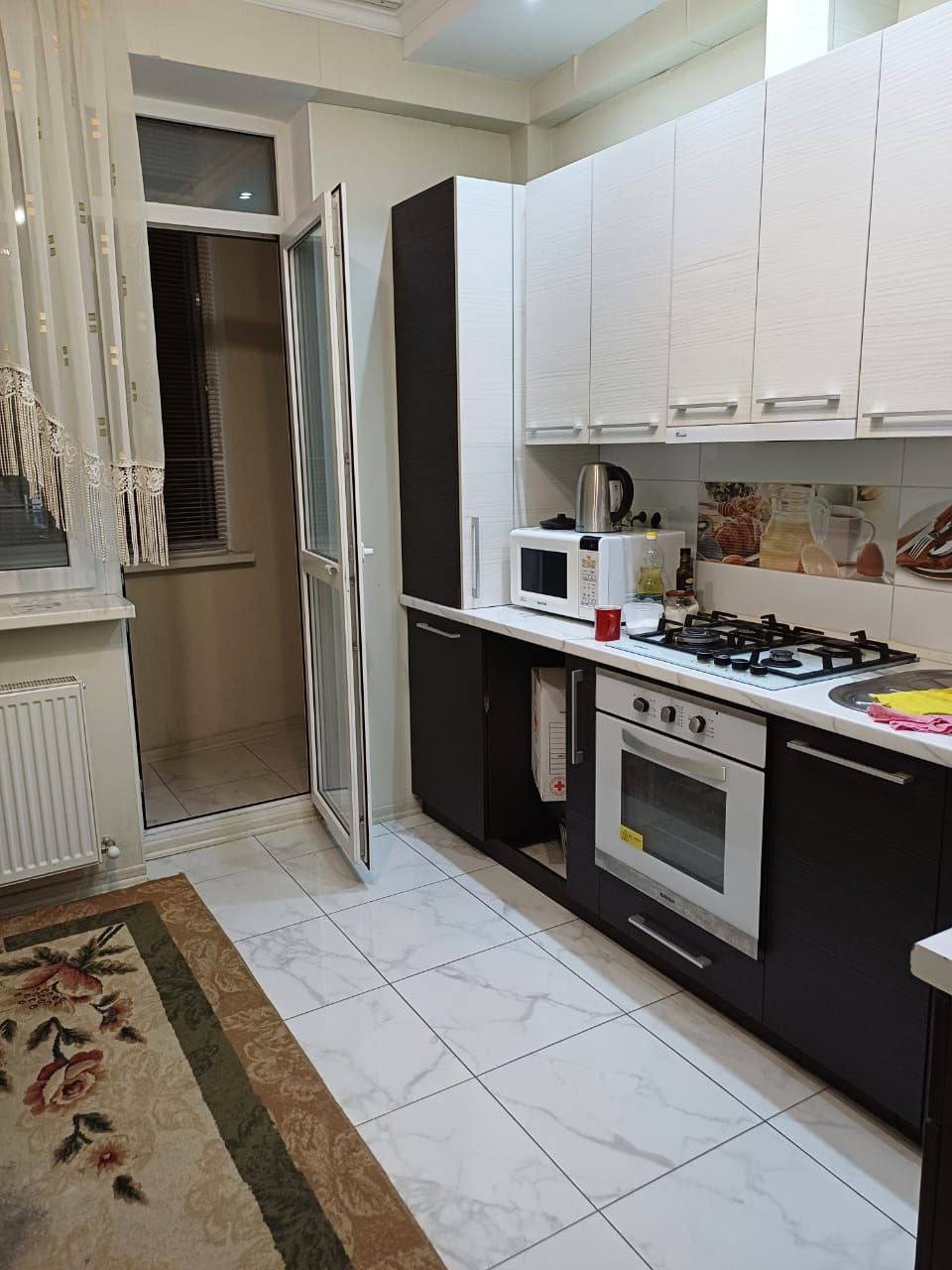 Two-Bedroom Apartment in the City Center photo 6 of 8