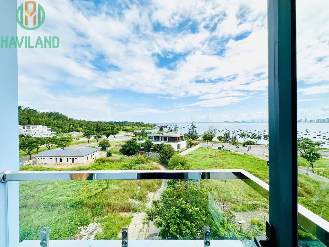 Brand New Furnished Studio Near the Beach photo 1 of 8