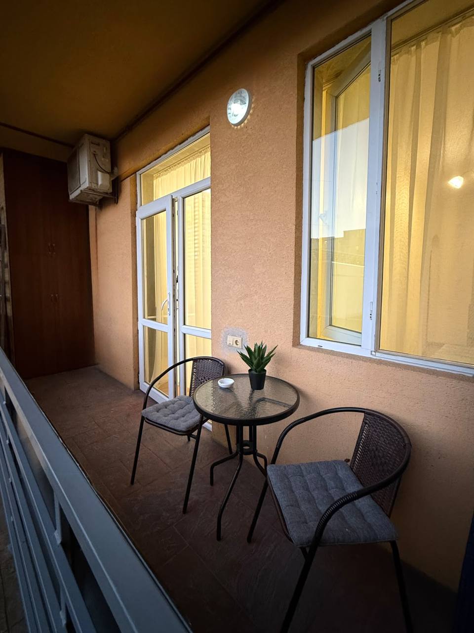 Two-Bedroom Apartment in Central Batumi photo 6 of 8