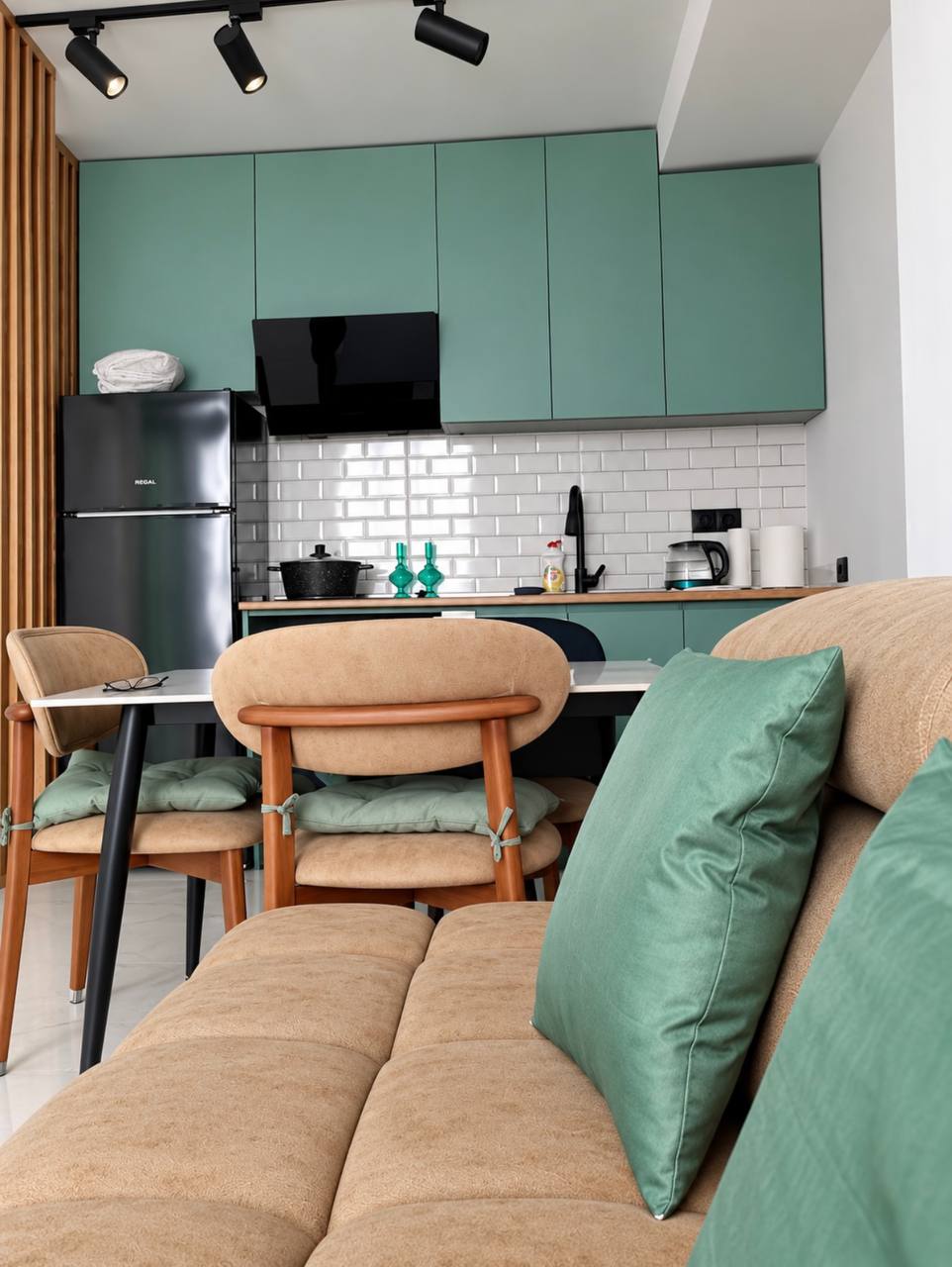 1-Bedroom Apartment on Shartava Street photo 1 of 6