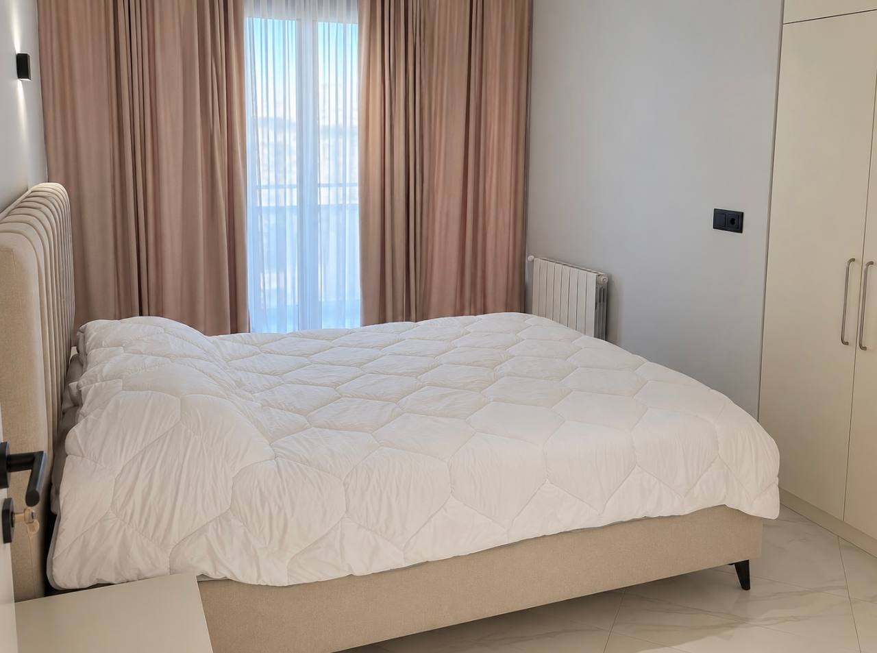 1-Bedroom Apartment on Shartava Street photo 3 of 6