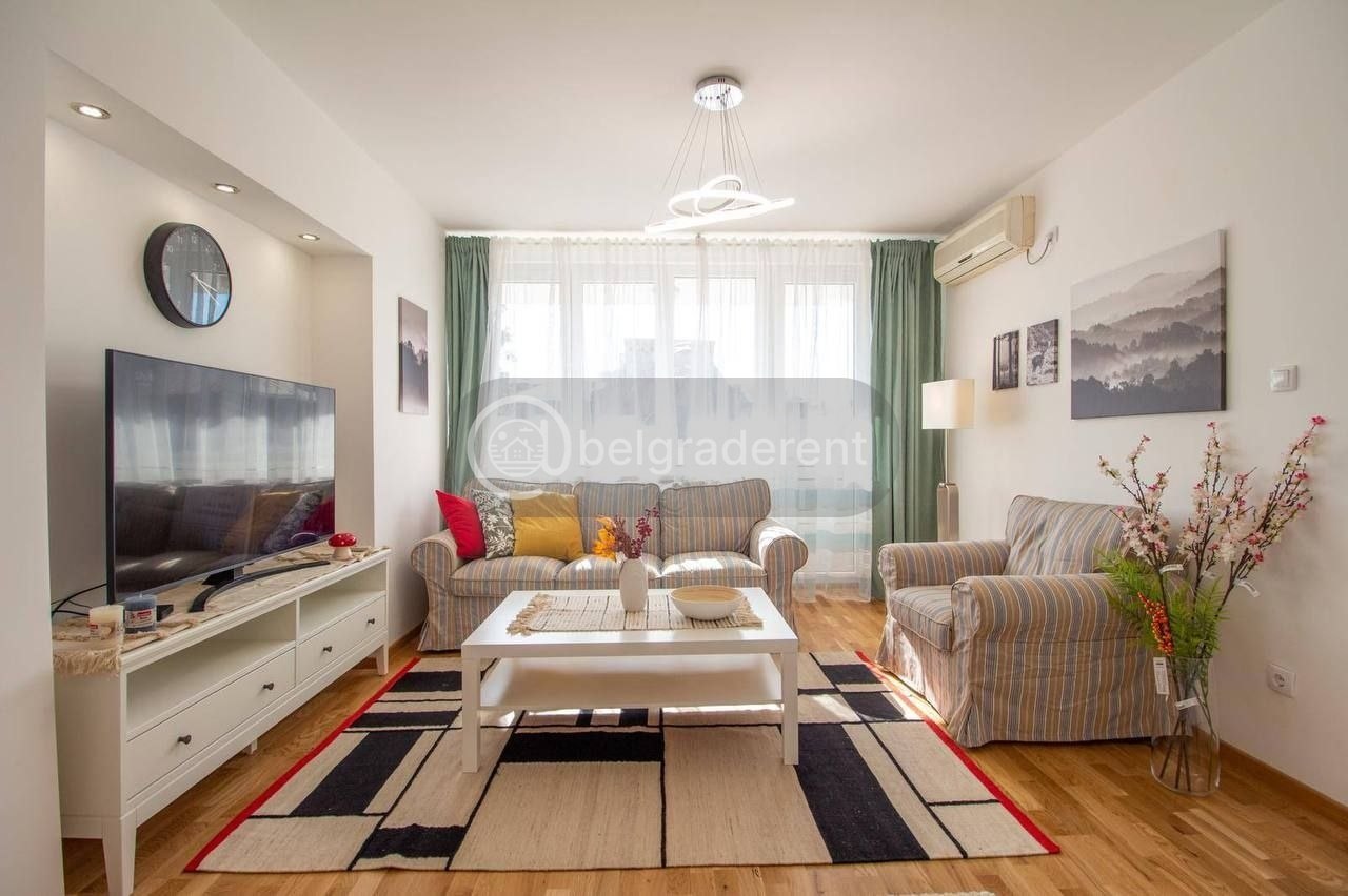 Three-Room Apartment on Kralja Milana photo 1 of 8
