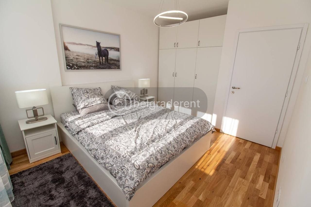 Three-Room Apartment on Kralja Milana photo 4 of 8
