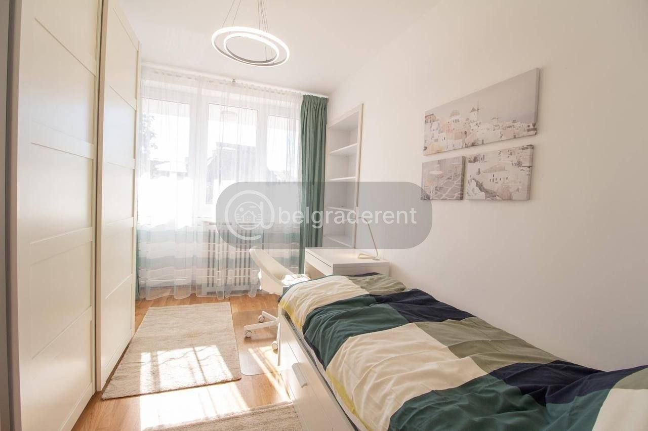 Three-Room Apartment on Kralja Milana photo 5 of 8