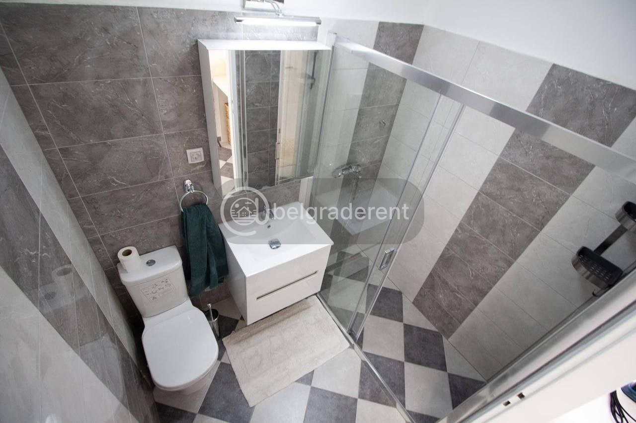 Three-Room Apartment on Kralja Milana photo 6 of 8