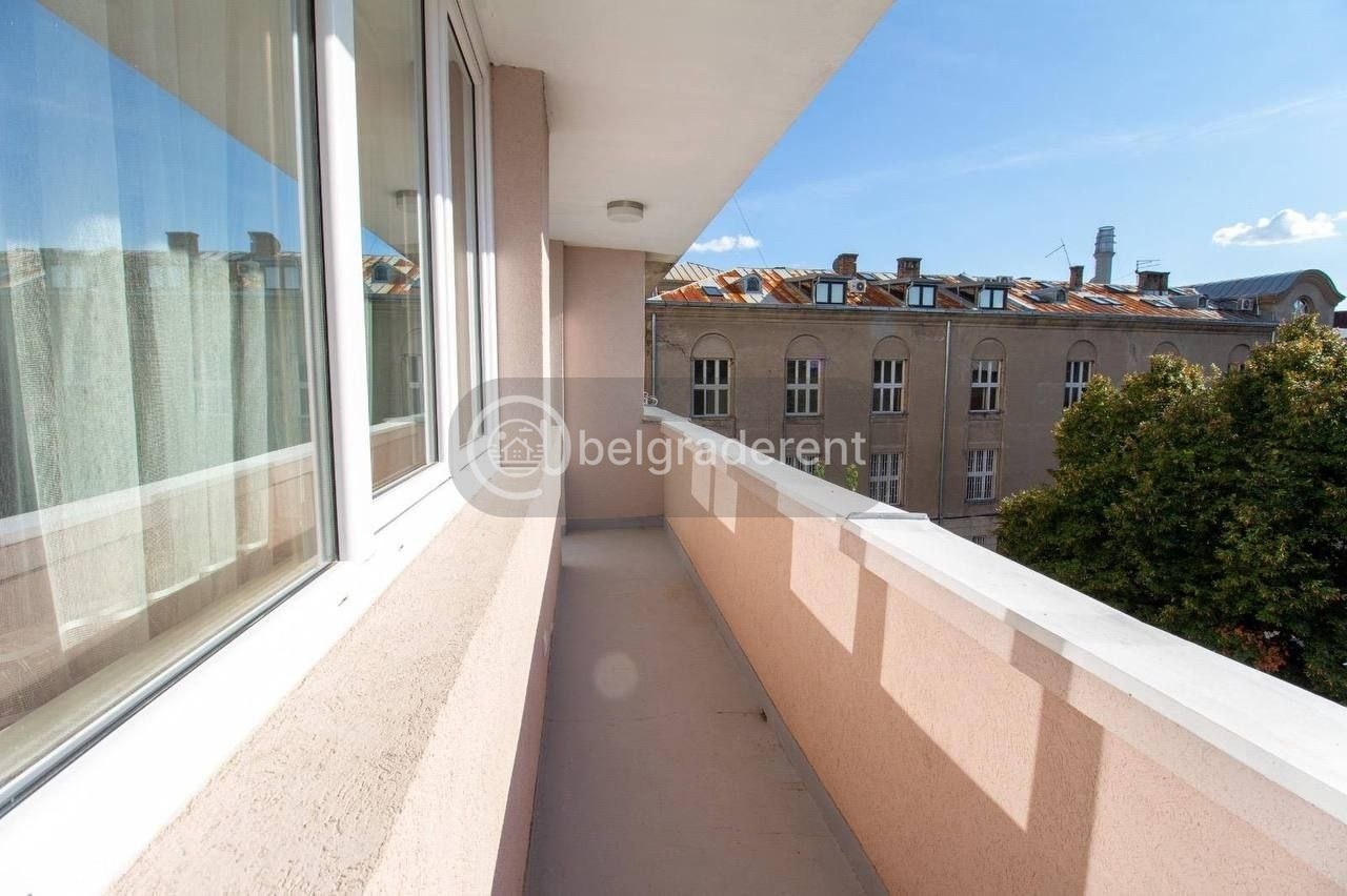 Three-Room Apartment on Kralja Milana photo 8 of 8