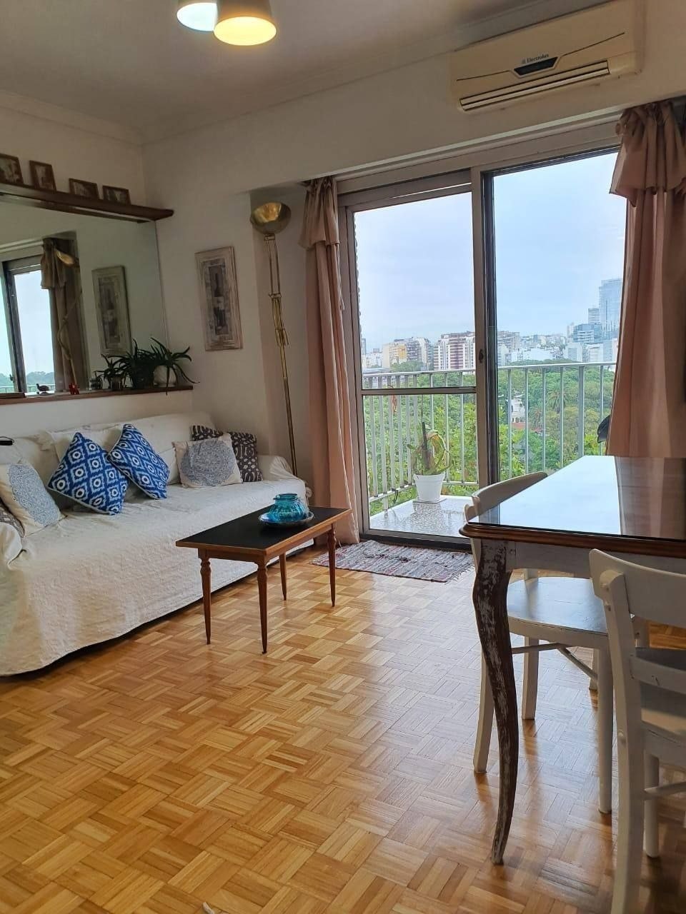 Two-Room Apartment with Ecopark View in Palermo Chico photo 2 of 8