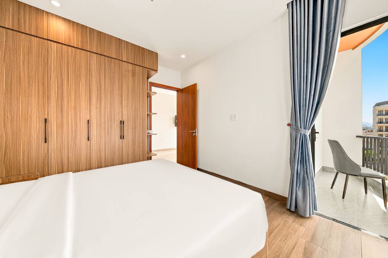 Brand-New 2-Bedroom Apartment Near the River in Son Tra photo 4 of 6