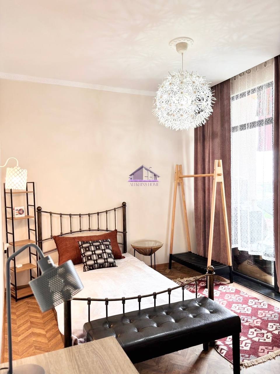 Three-Room Apartment Near the Sea photo 5 of 6