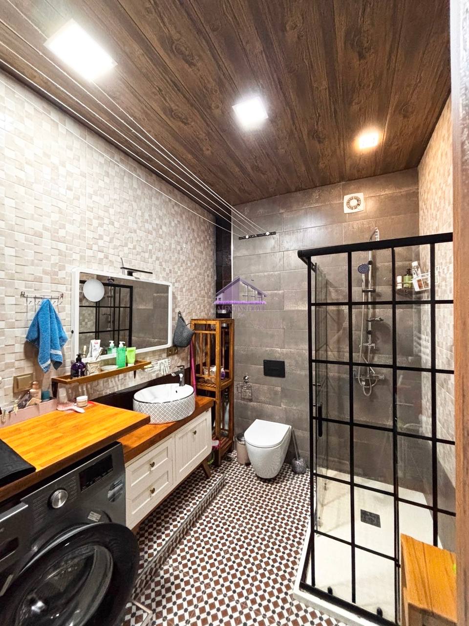 Three-Room Apartment Near the Sea photo 6 of 6