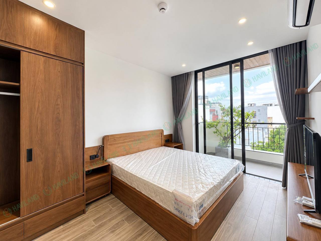 Brand-New 1-Bedroom Apartment in My An photo 5 of 8
