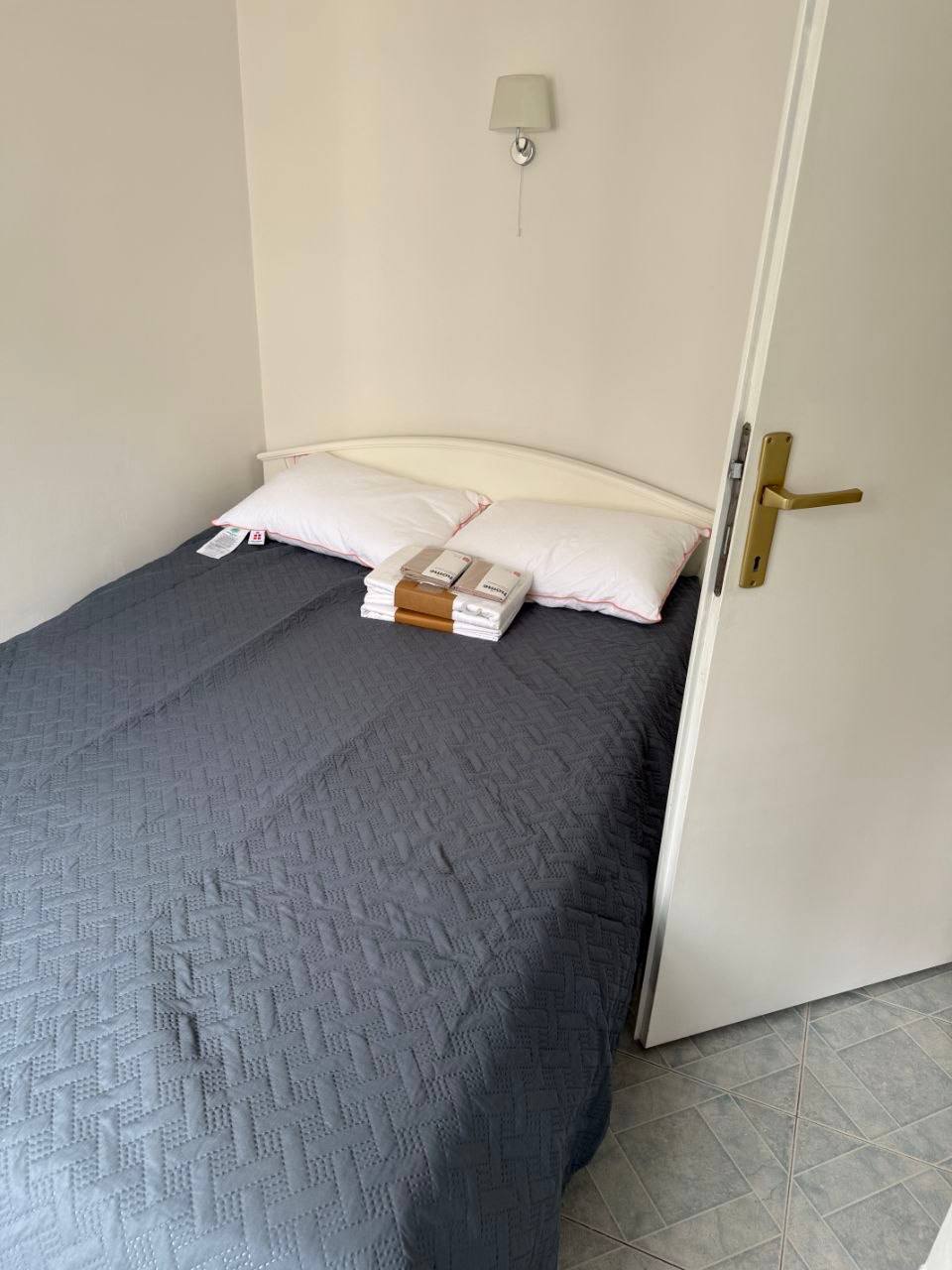 One-Bedroom Apartment in Novi Beograd photo 4 of 8