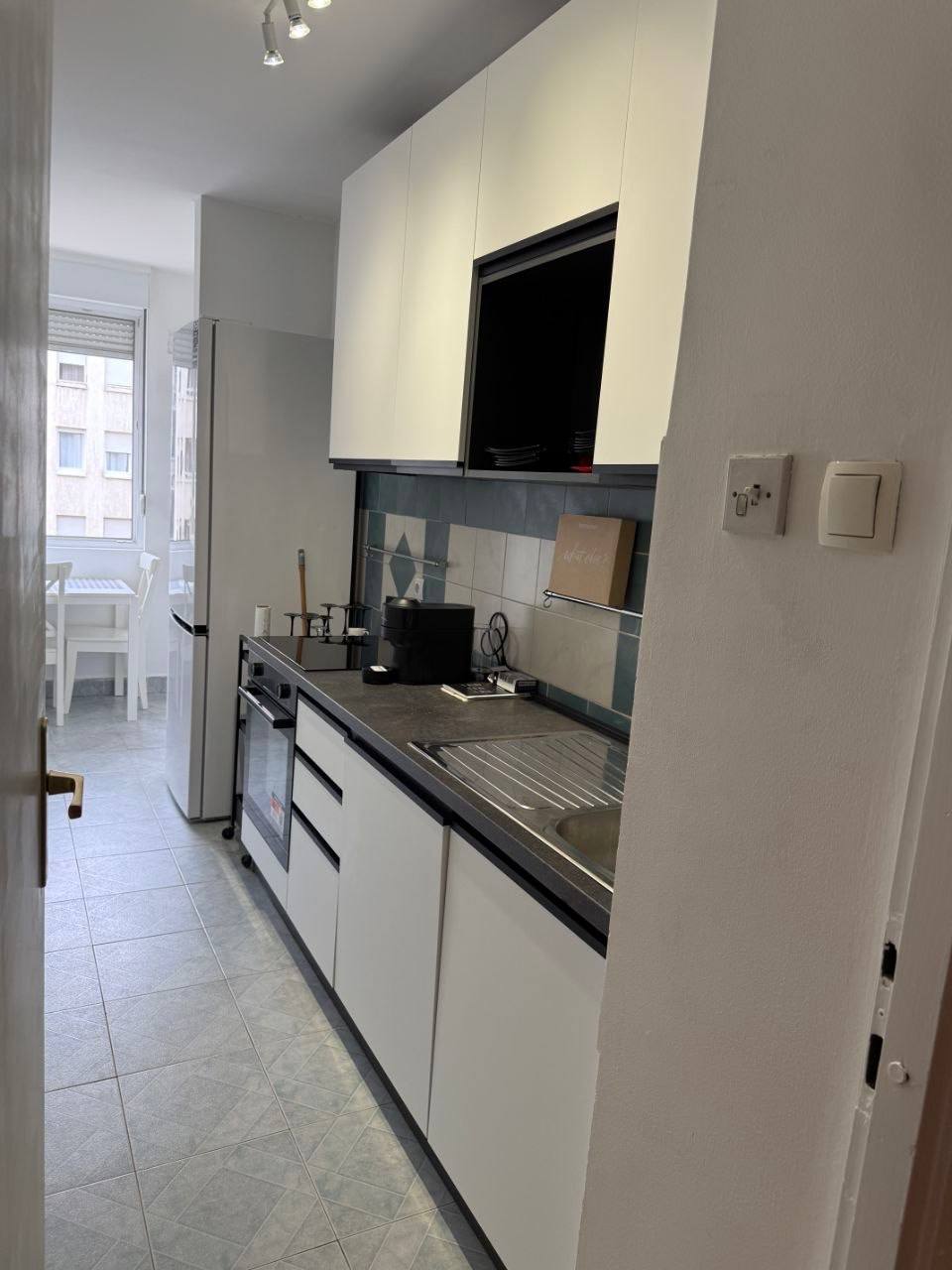 One-Bedroom Apartment in Novi Beograd photo 6 of 8