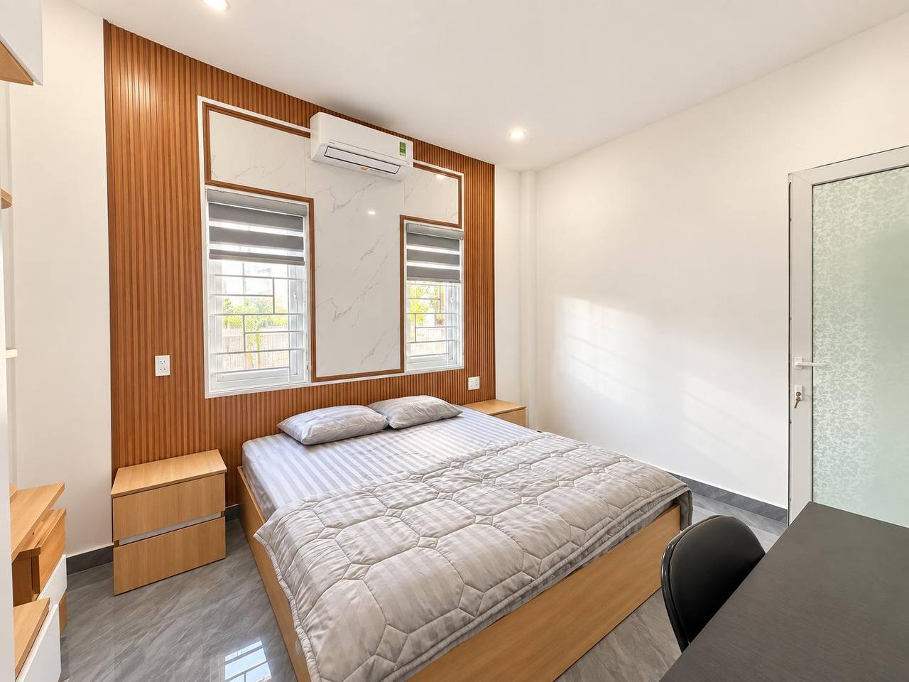 Brand New 1-Bedroom Apartment in Son Tra photo 2 of 7