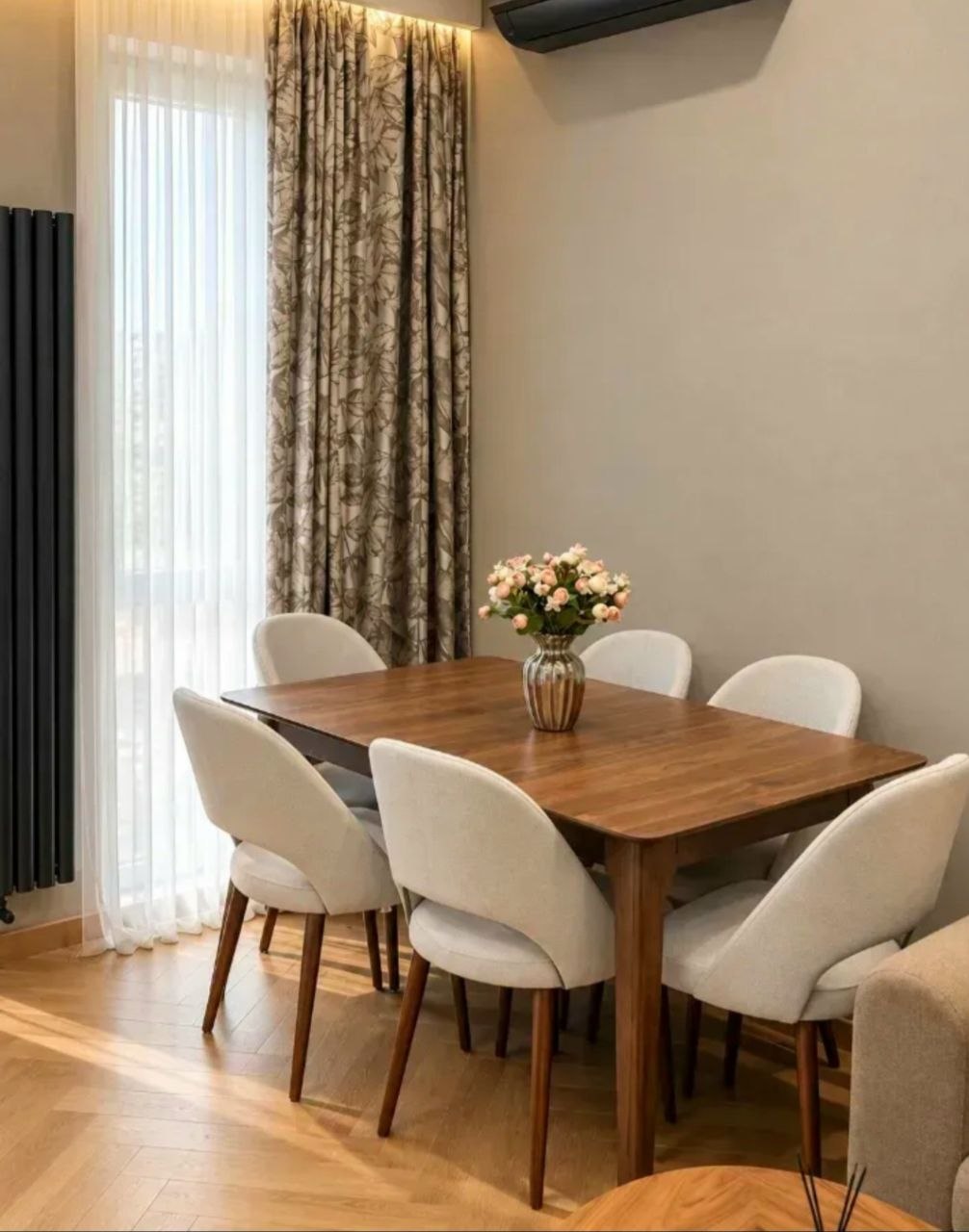 Modern Two-Bedroom Apartment in Arabkir photo 3 of 8