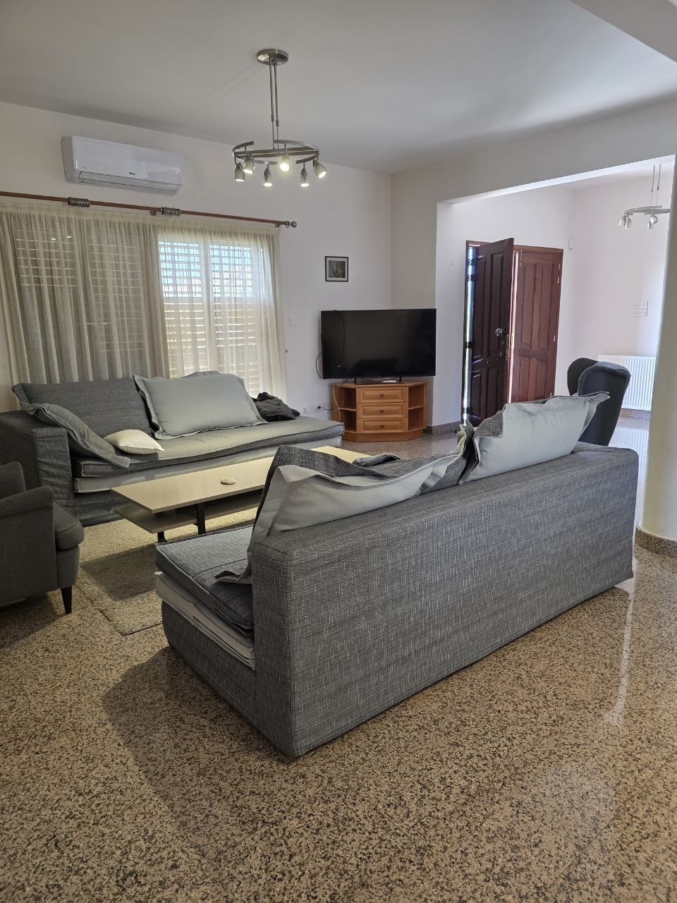 3-Bedroom House for Rent in Apeša, Limassol photo 3 of 4