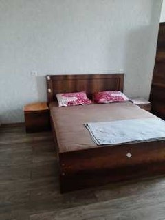 Furnished 1-Bedroom Apartment in Taha Plaza photo 5 of 8