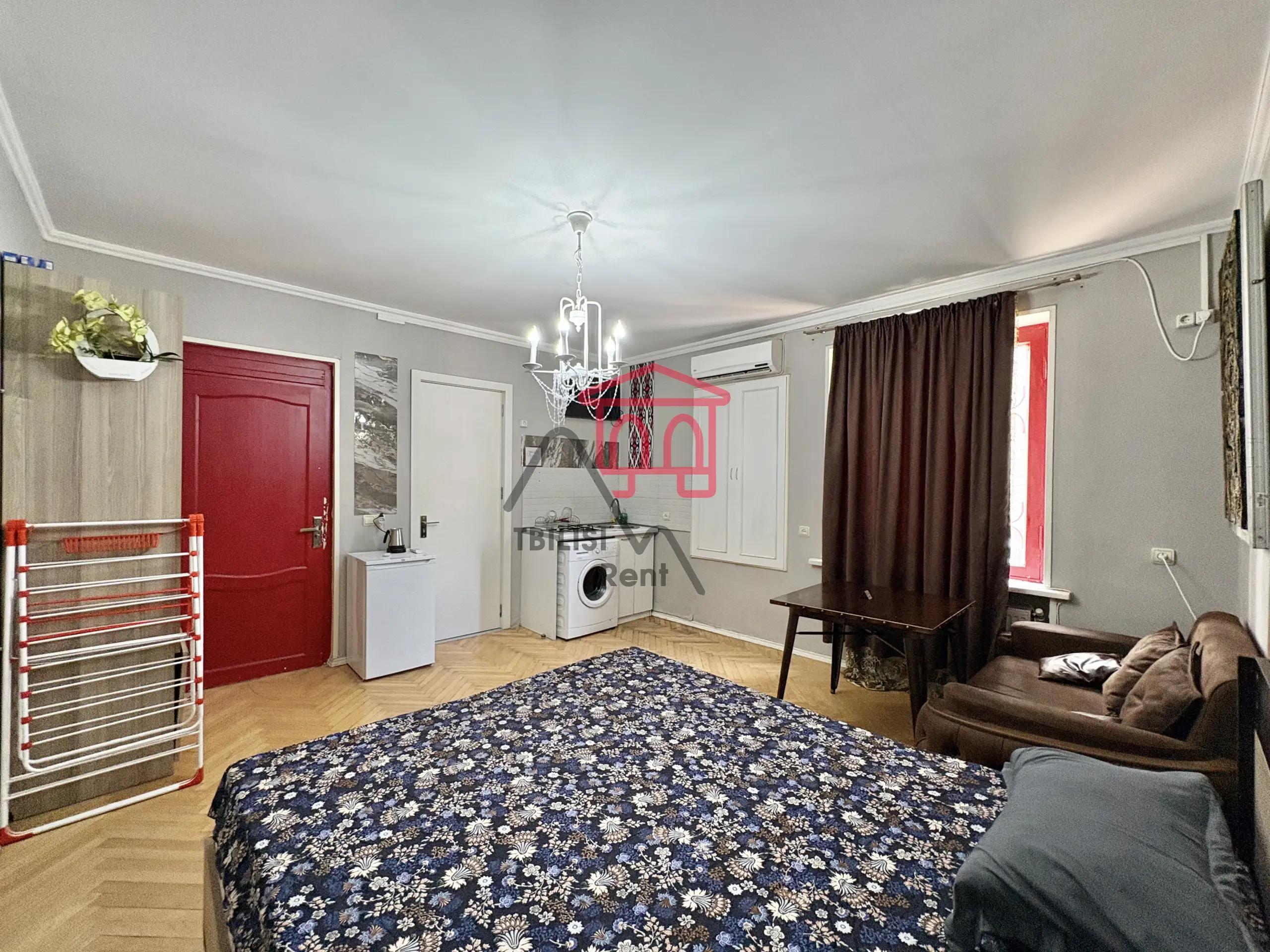 One-Bedroom Apartment on Rustaveli Avenue photo 1 of 5