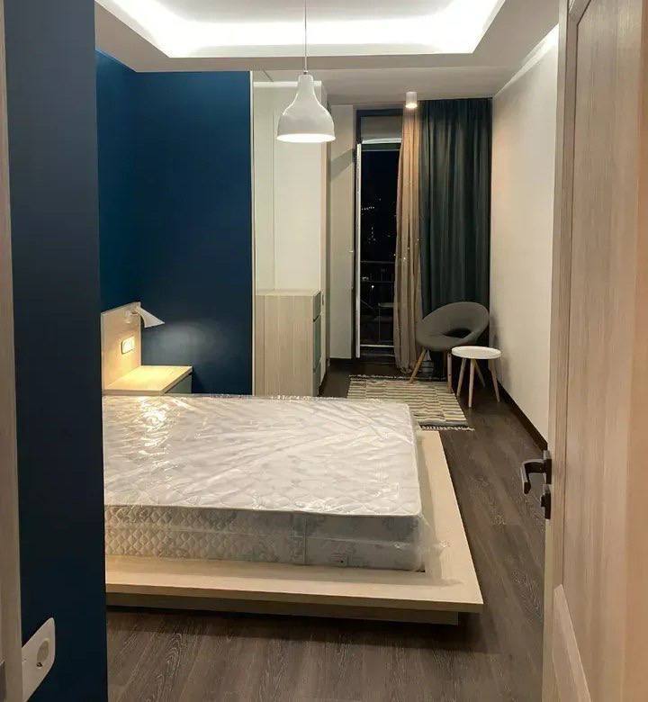 Furnished 2-Bedroom Apartment in Kentron photo 6 of 8