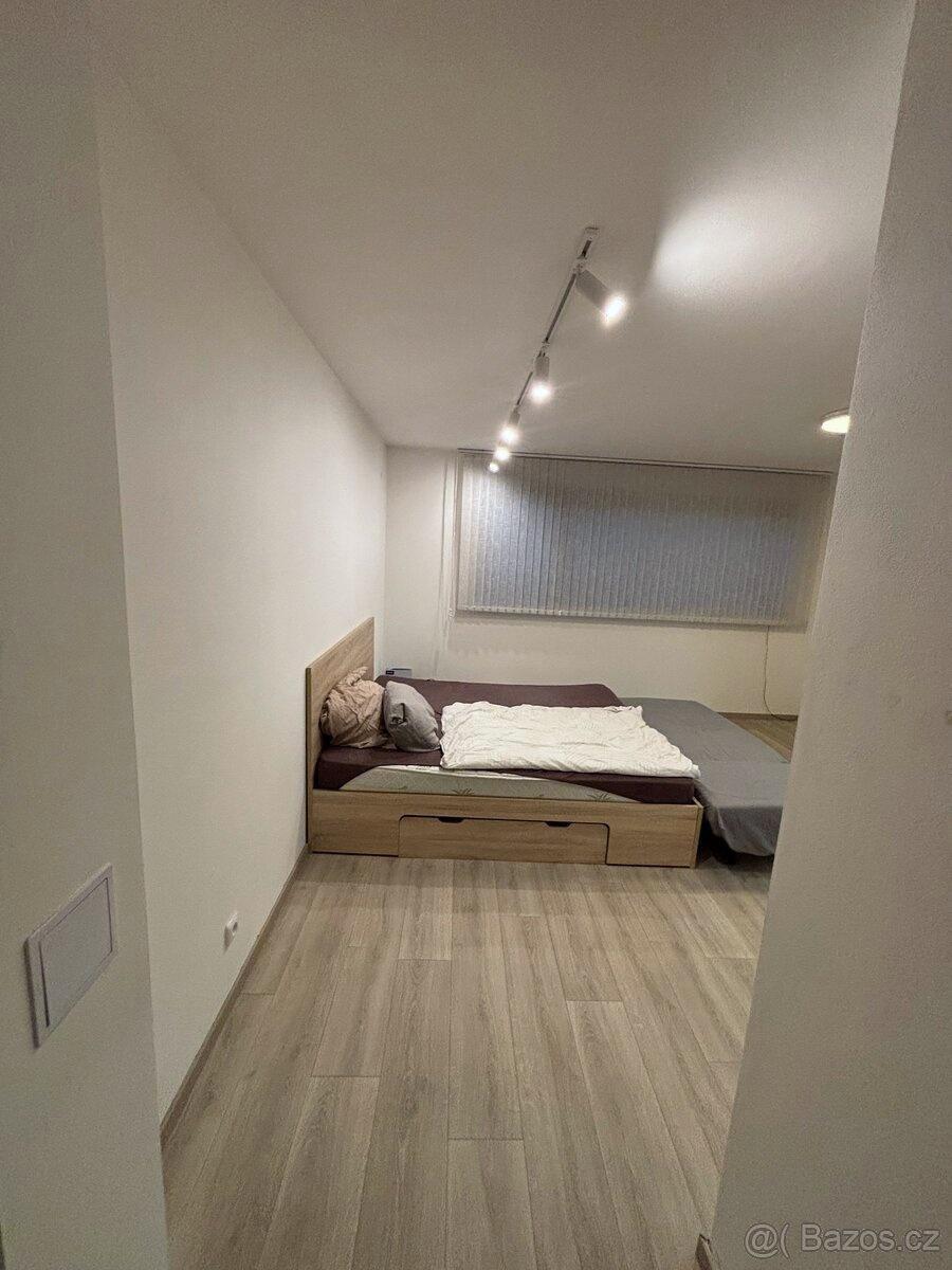 Студия 30 м² в Праге 6 photo 1 of 5