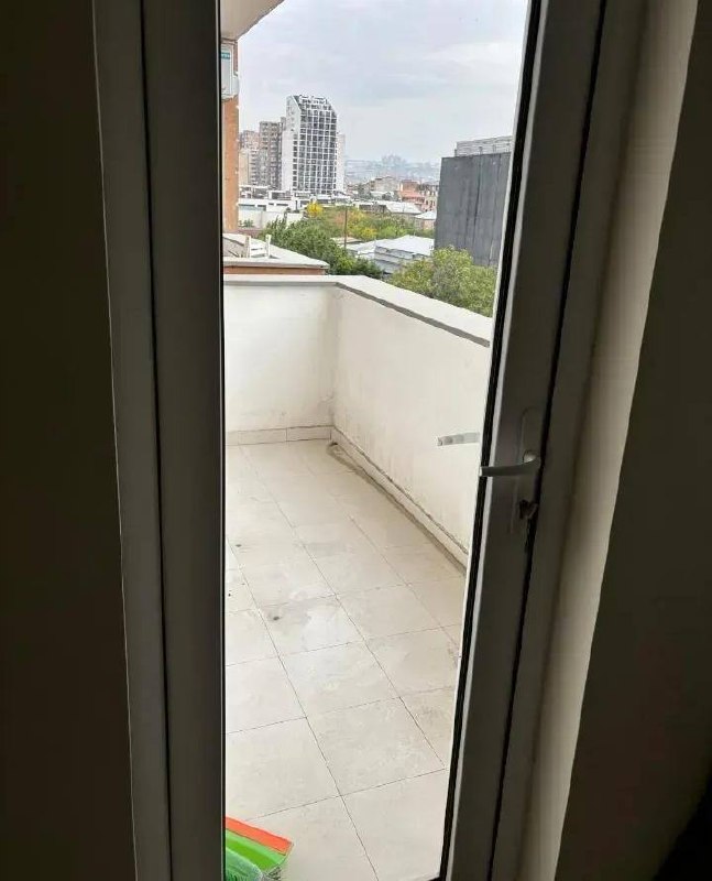 Two-Bedroom Apartment in Arabkir photo 6 of 8