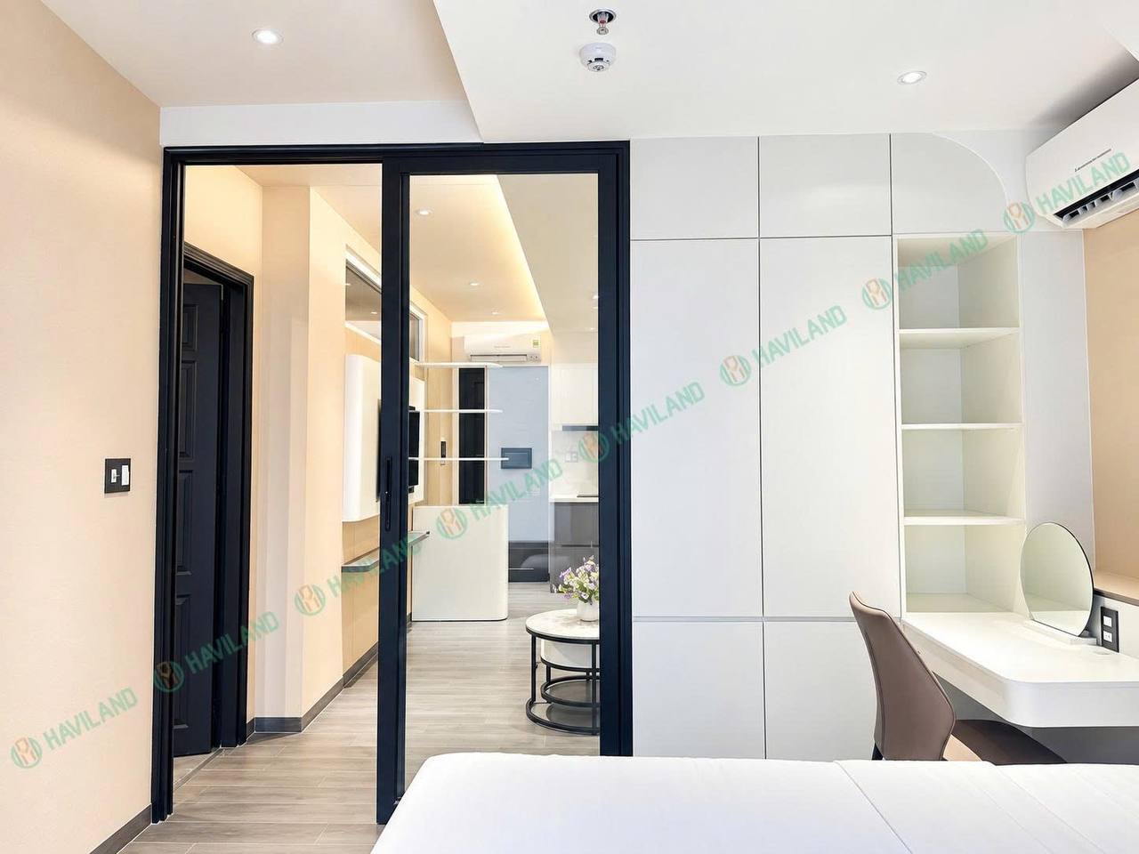 Brand-New 1-Bedroom Apartment in Son Tra photo 4 of 8