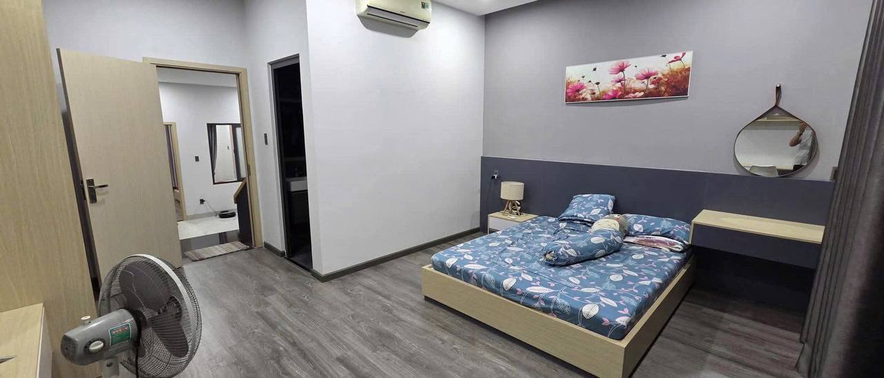 Three-Storey House with 4 Bedrooms in Son Tra photo 8 of 8