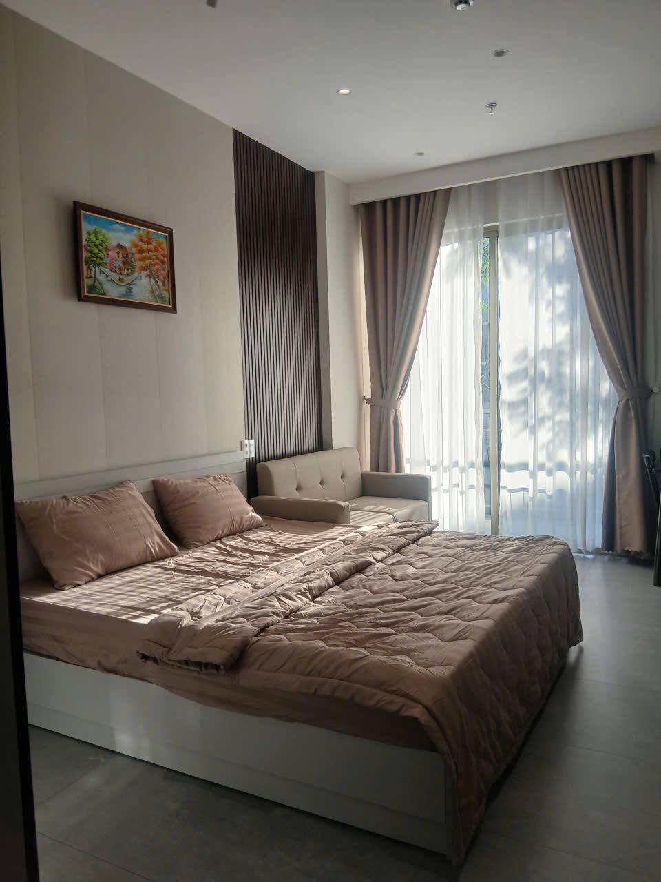 Brand-New Luxury 1-Bedroom Apartment in My An photo 3 of 8