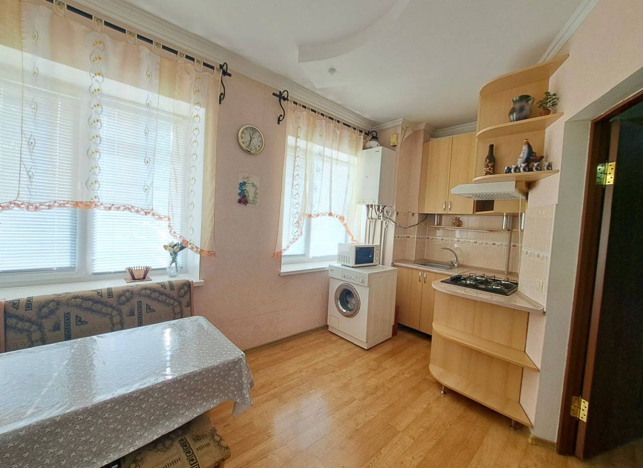 Двухкомнатная квартира с гостиной в центре Кишинёва photo 7 of 8