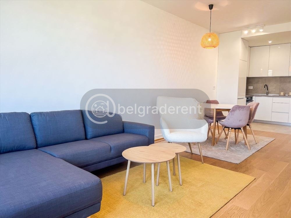1.5-Room Apartment in Novi Beograd photo 1 of 8