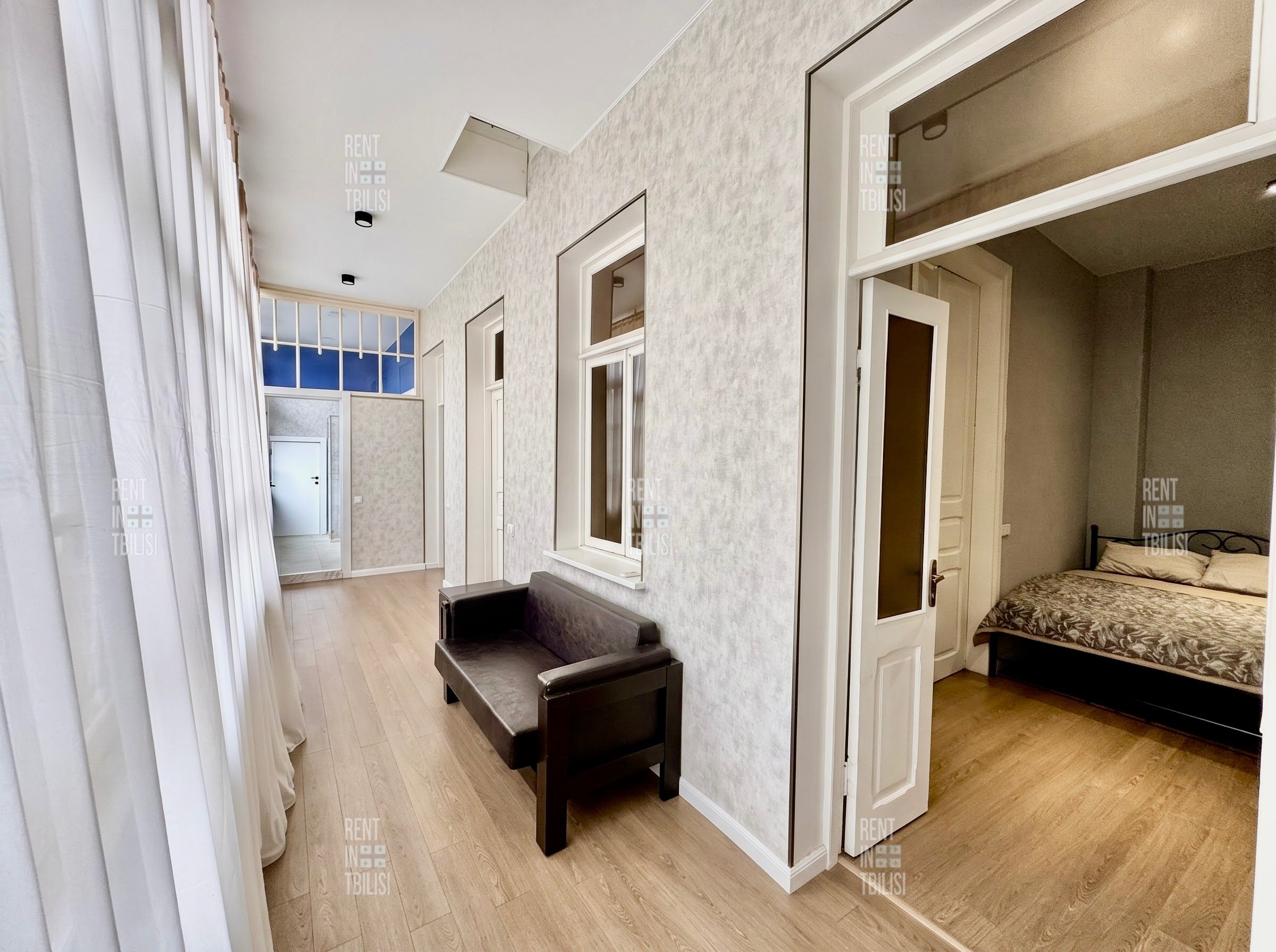 Newly Renovated 2-Bedroom Apartment Near Liberty Square photo 7 of 8