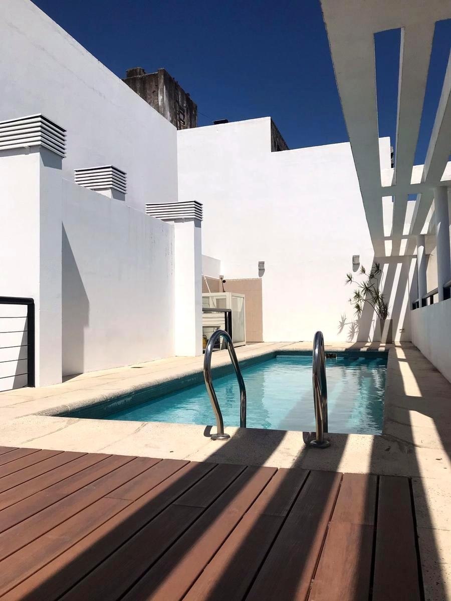 Studio with Balcony and Pool in Balvanera photo 1 of 8