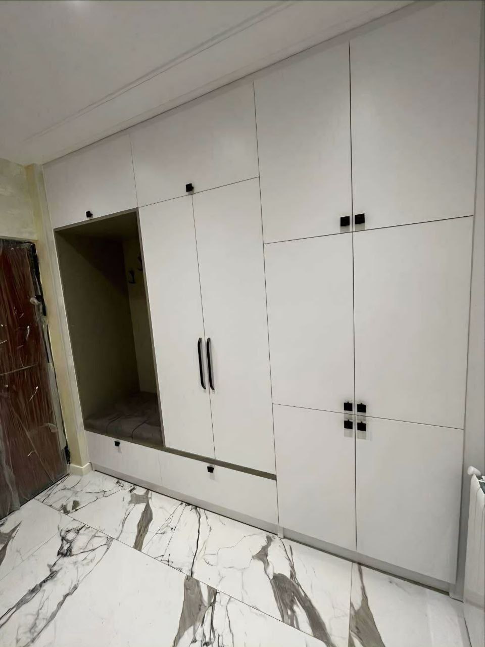 2-Bedroom Apartment in Central Batumi photo 7 of 8