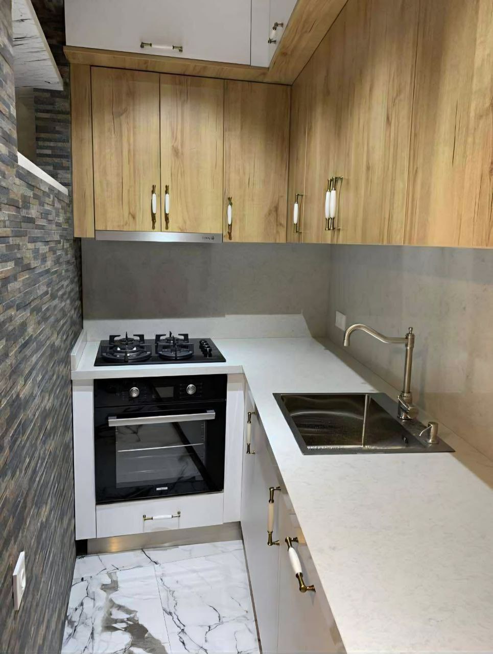 2-Bedroom Apartment in Central Batumi photo 8 of 8