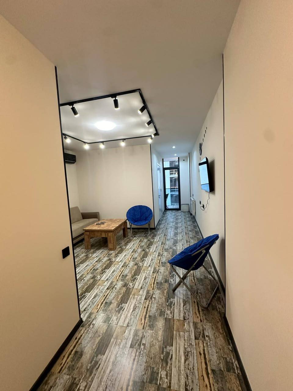 1-Bedroom Apartment on Zgvispiris Street photo 1 of 8