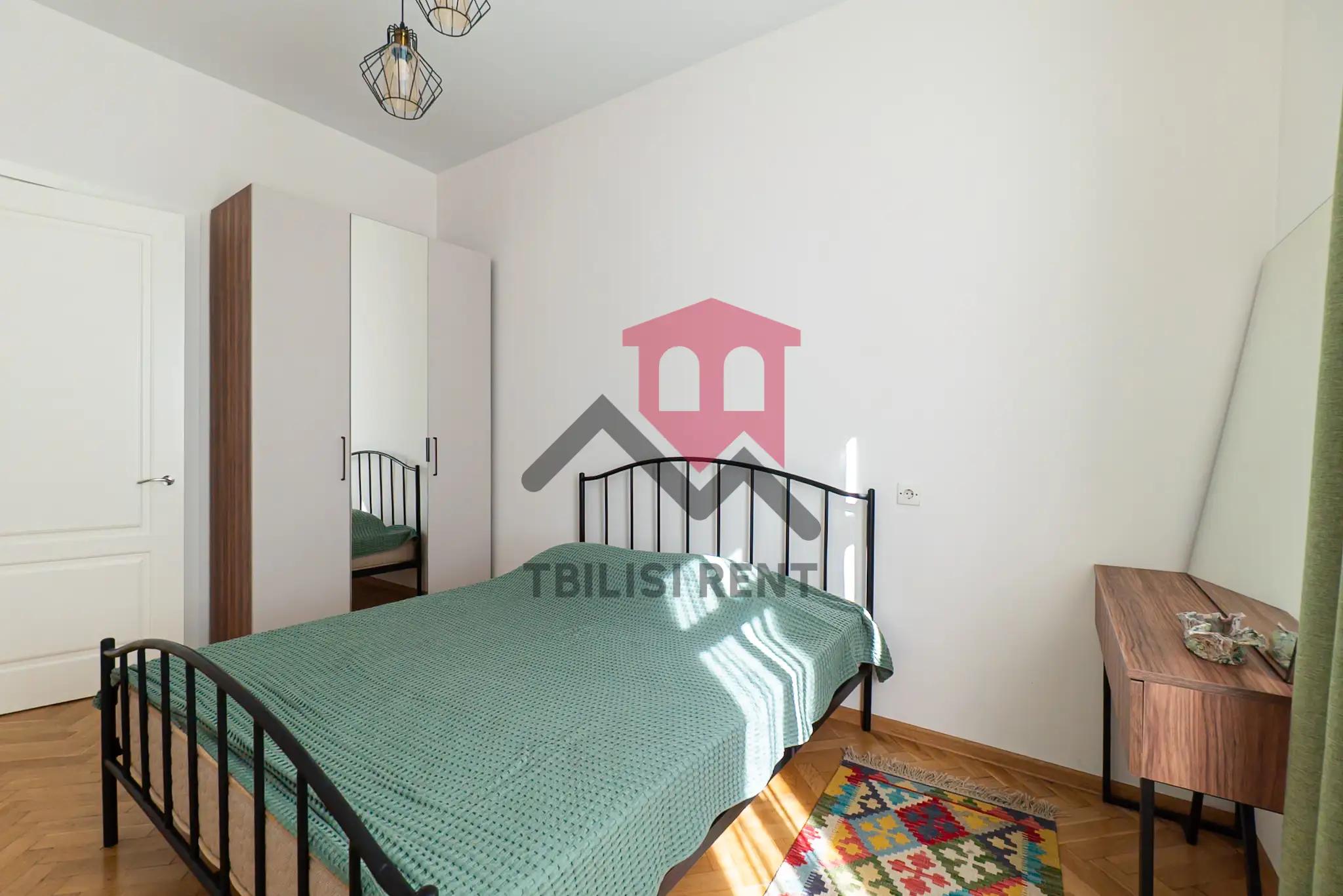 Spacious 2-Bedroom Apartment in Vake photo 5 of 8