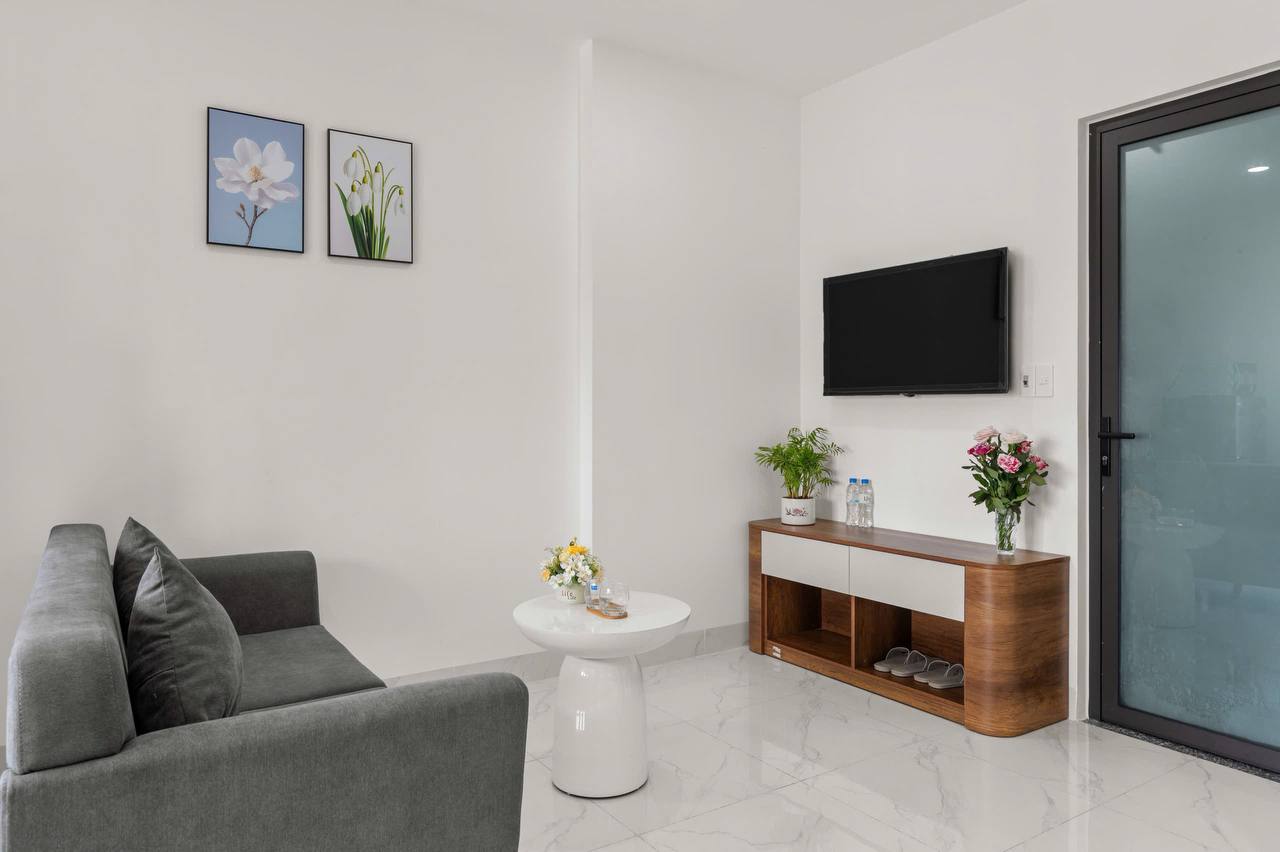 2BR Apartment in My An Near the Sea photo 2 of 8