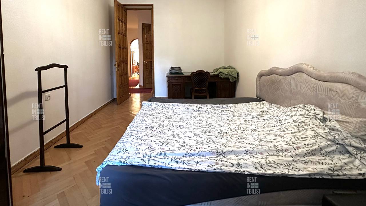 2-Bedroom Apartment in Vake photo 3 of 8